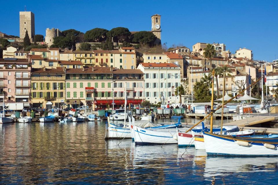 Ferretti 36 ' Bateau A Quai Vieux-Port Cannes Festival La Croisette Εξωτερικό φωτογραφία