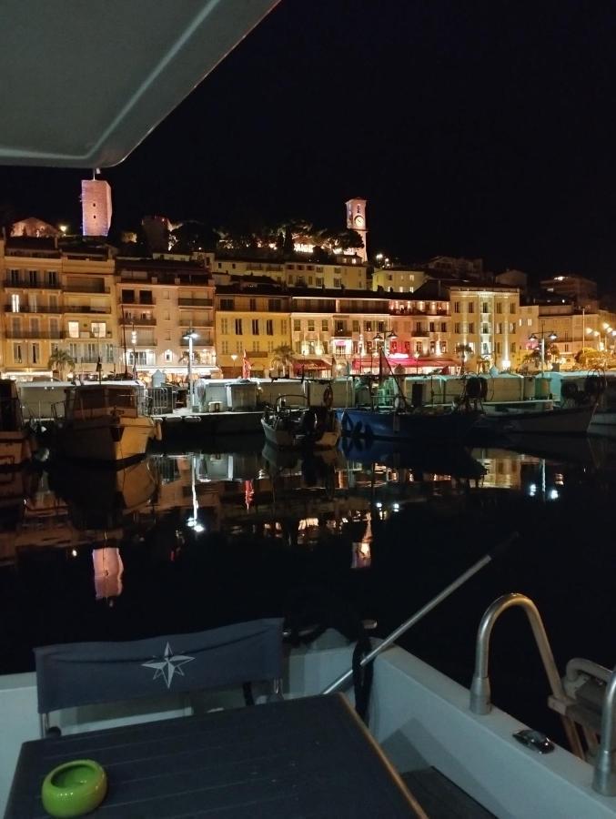 Ferretti 36 ' Bateau A Quai Vieux-Port Cannes Festival La Croisette Εξωτερικό φωτογραφία
